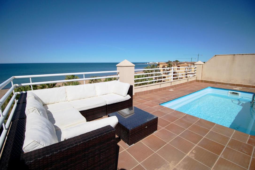 Atico Con Piscina Privada En Primera Linea Διαμέρισμα Denia Εξωτερικό φωτογραφία