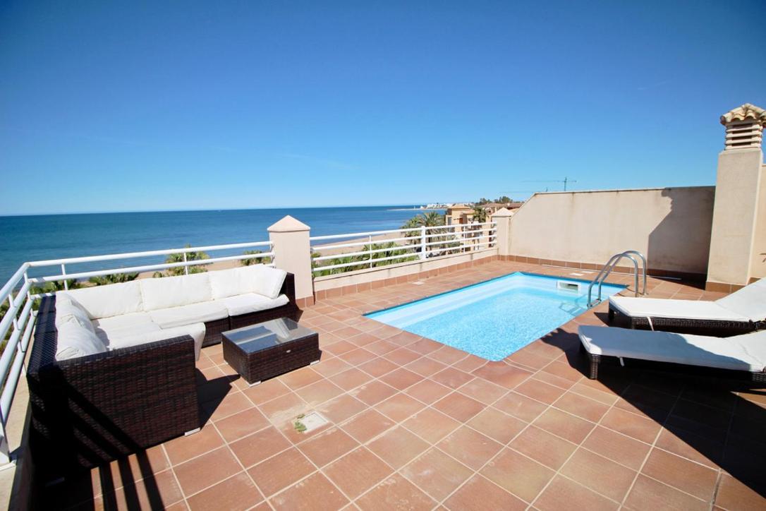 Atico Con Piscina Privada En Primera Linea Διαμέρισμα Denia Εξωτερικό φωτογραφία