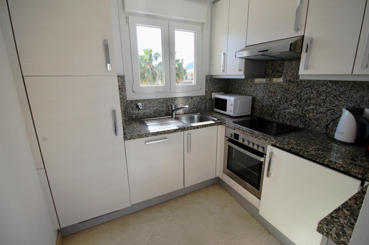 Atico Con Piscina Privada En Primera Linea Διαμέρισμα Denia Εξωτερικό φωτογραφία