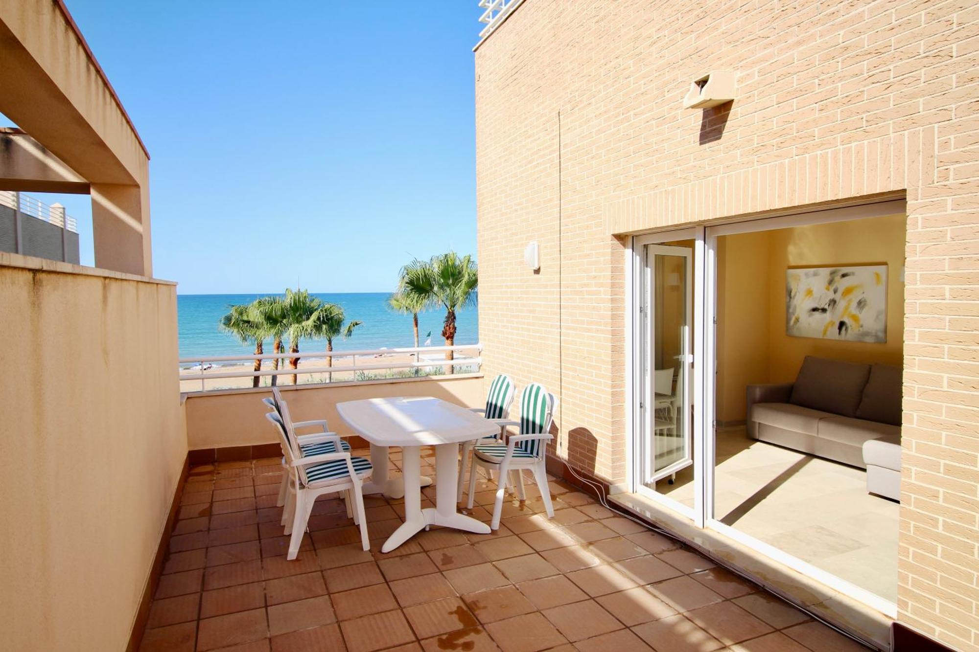Atico Con Piscina Privada En Primera Linea Διαμέρισμα Denia Δωμάτιο φωτογραφία