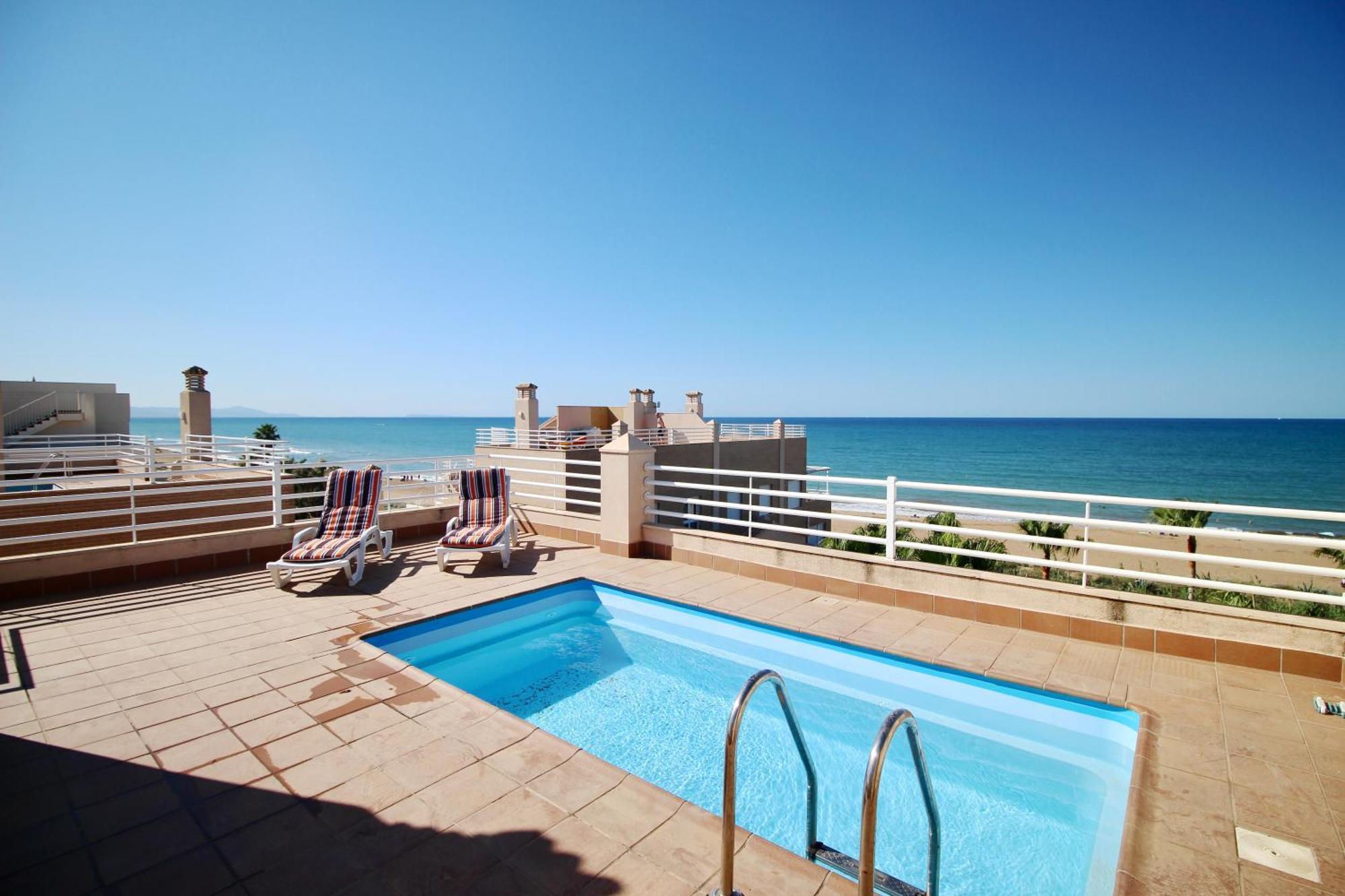 Atico Con Piscina Privada En Primera Linea Διαμέρισμα Denia Δωμάτιο φωτογραφία
