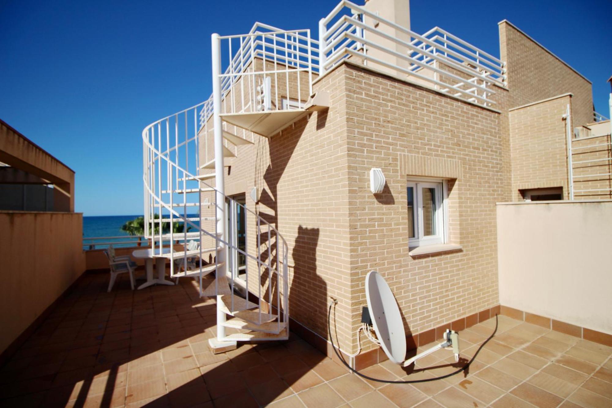 Atico Con Piscina Privada En Primera Linea Διαμέρισμα Denia Δωμάτιο φωτογραφία